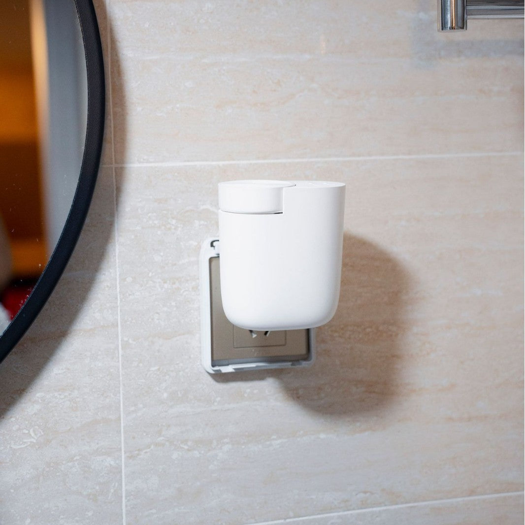 Aroma diffuser, automatic fragrance sprayer for essential oils, smart home bedroom fragrance machine, air freshener, odor remover, quiet operation.